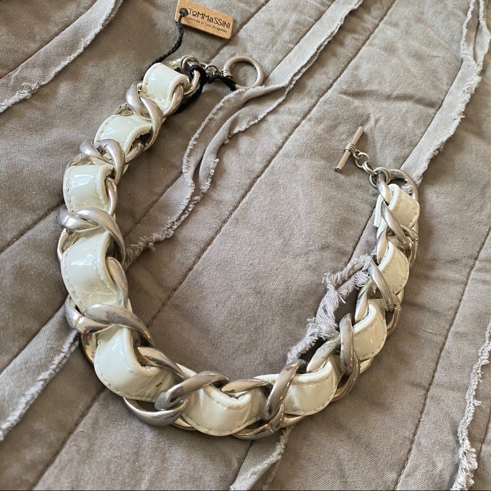 💝 Tommassini Leather ChainLink Toggle Bracelet White